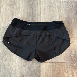 Lululemon Speed Up Short 2.5” Size 8, Black